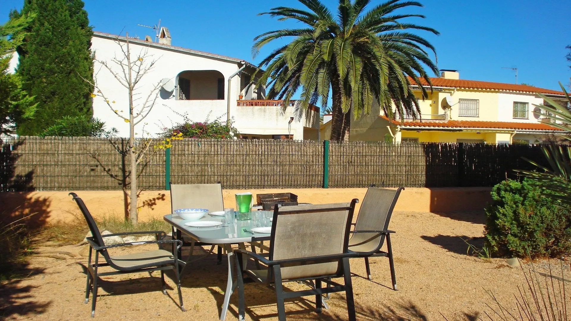 104690 House In Torroella De Montgri Apartment